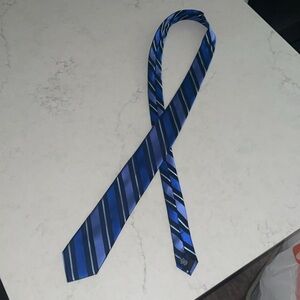 Men’s Stafford Necktie